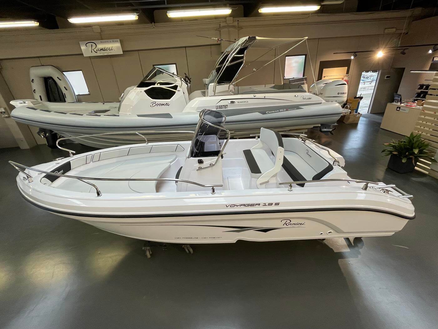 Ranieri Voyager 19 S